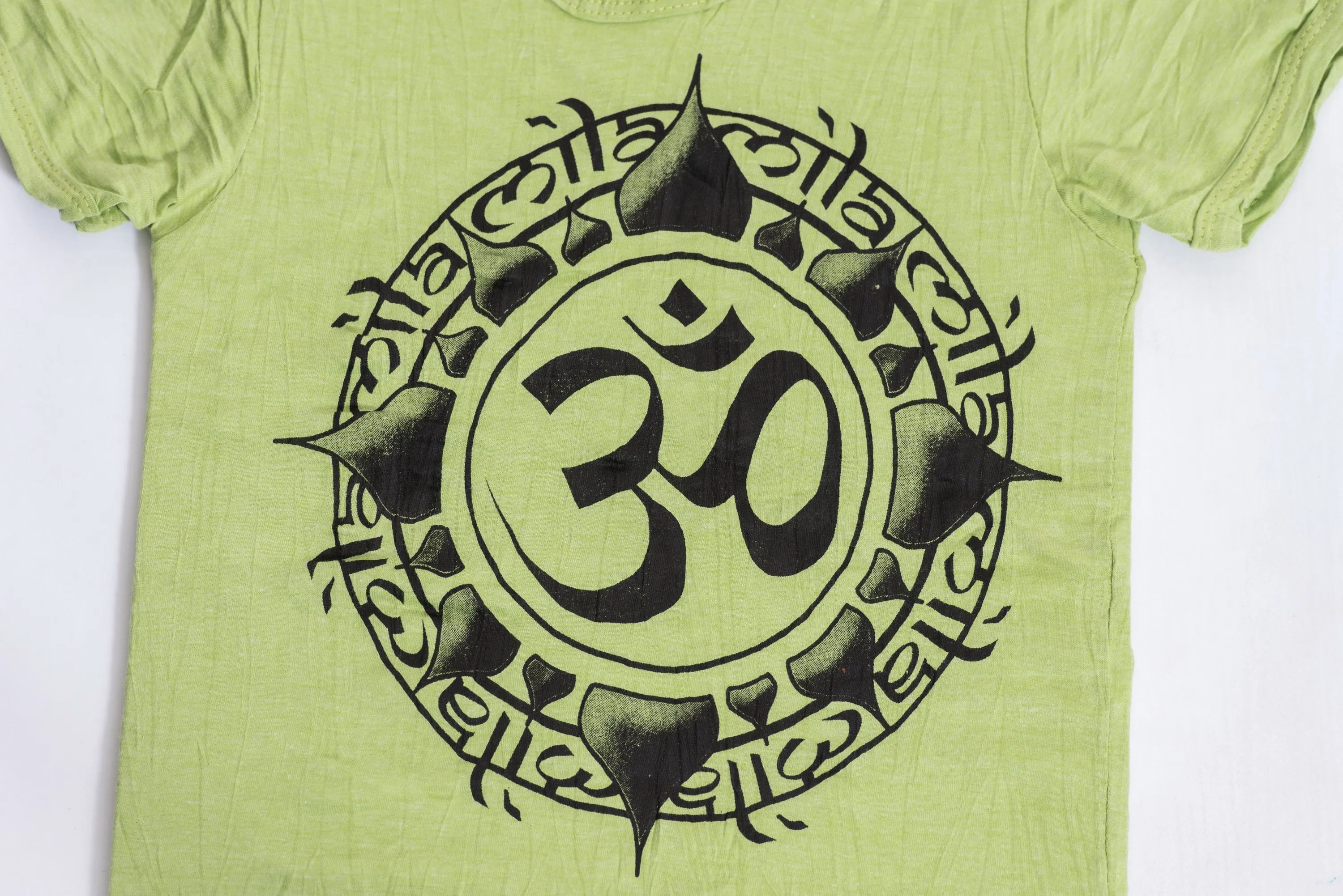 Kids Infinitee Om T-Shirt in Lime