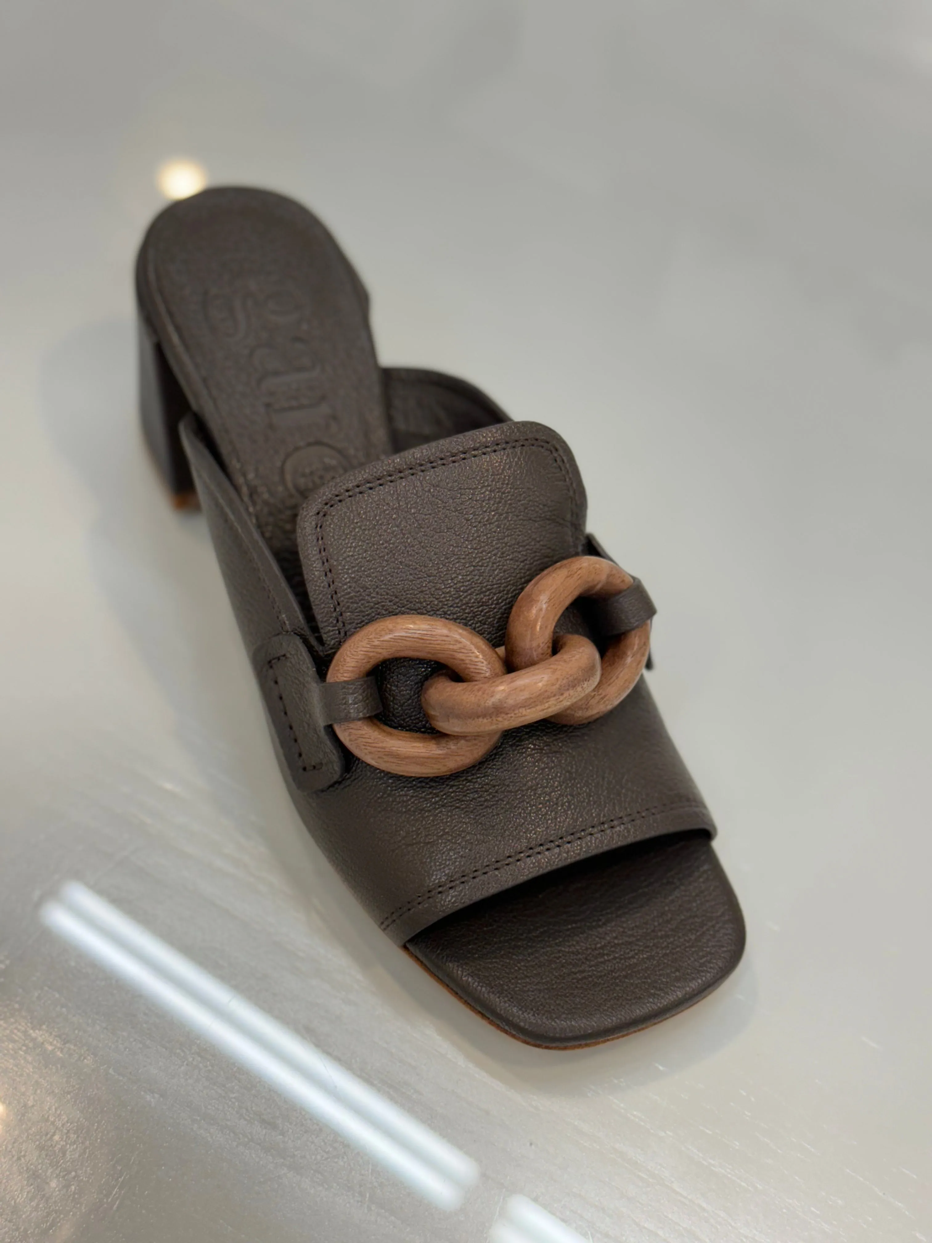 Pedro Garcia - Umita Heel in Silt